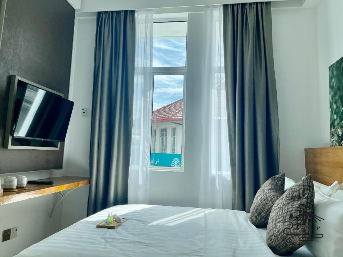 ATAP Hotel Kota Kinabalu Buitenkant foto